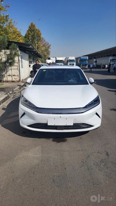 BYD QIN L Bezprobeg