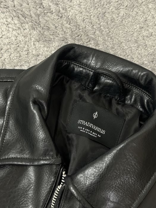 Кожанка stradivarius