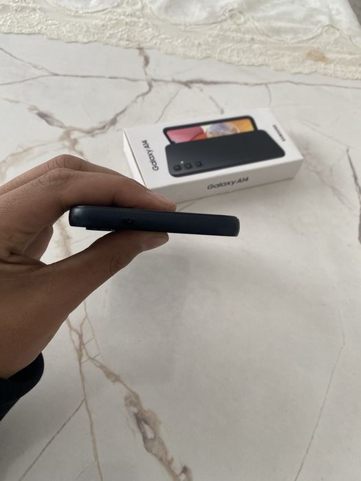 Самсунг. А14 64гб