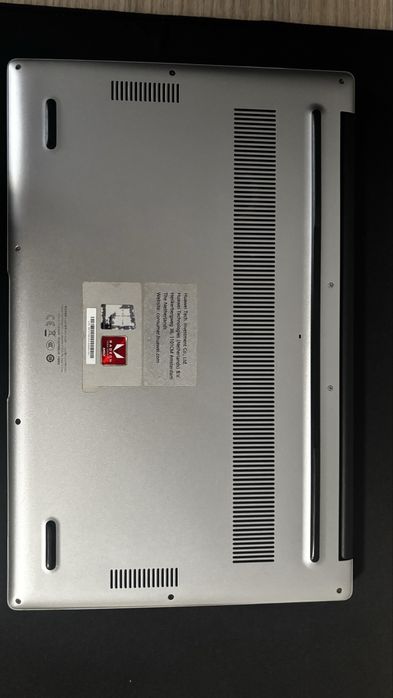 Laptop Huawei MateBook D15 Ryzen 5 / 8GB RAM / SSD 256GB / Windows 11