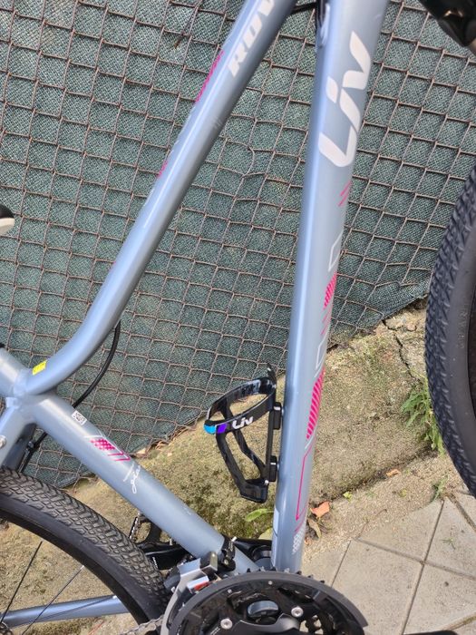 Giant LiV 28 цола S размер рамка 3х10 Deore Хидравлични дискови спирачки Shimano Алуминиев велосипед