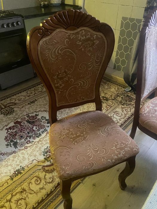 Продам стулья в отличном состоянии