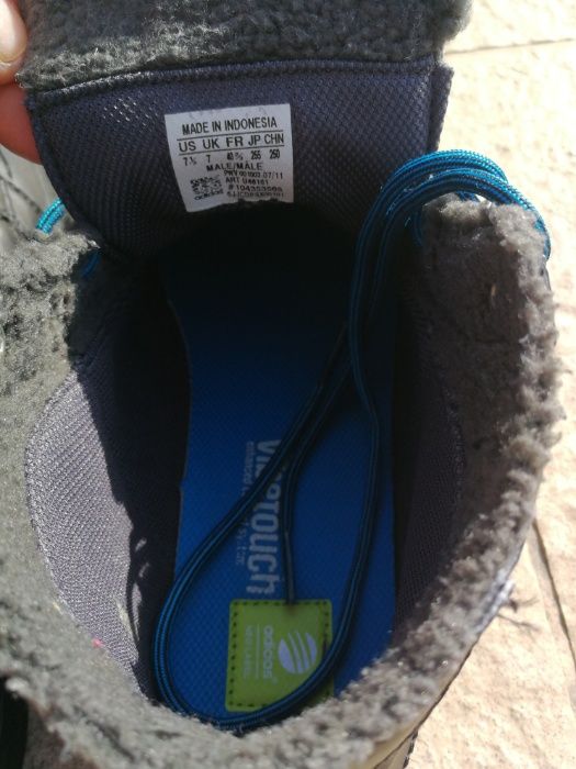 обувки адидас 40номер