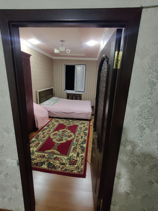 ~Торговый центр Чиланзар. 2х комнатная, не торец, 50м²~