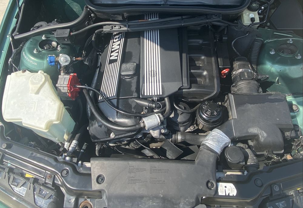 Бмв Е46 седан М52Б20ТУ 150 коня автомат НА ЧАСТИ