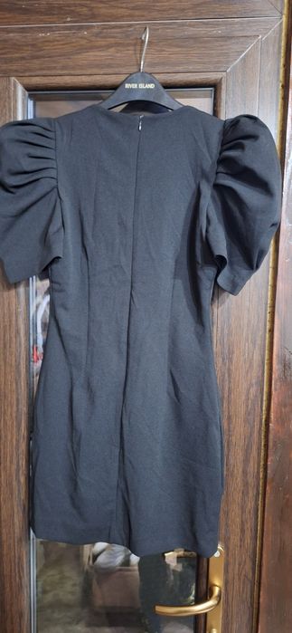 vand rochie de ocazie originala noua cu eticheta de la  Reichmond