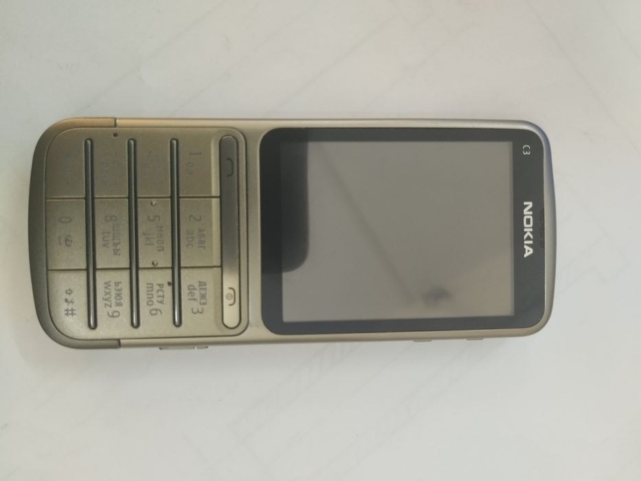 Продам телефоны б/у