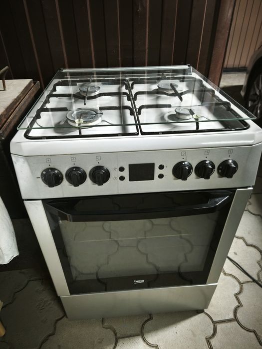 Газовая плита BEKO