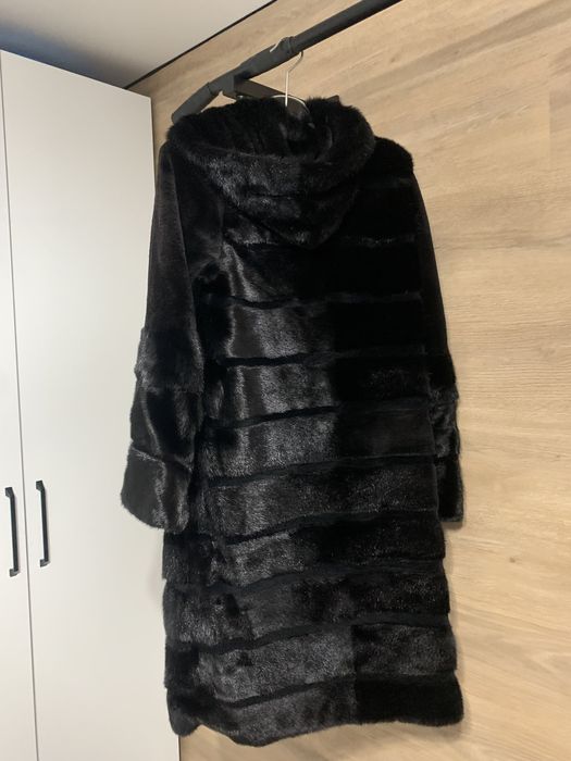 Продам норковую шубу