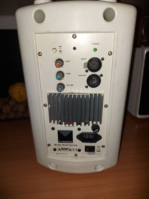 Samsung A20E.Logitech Squeezebox Touch.T&M 6.5pa/wh boxe