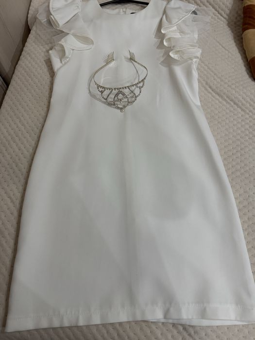 Детское белое нарядное платье