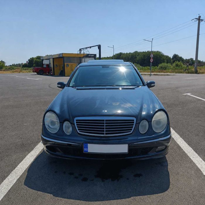 MERCEDES-BENZ E-Class 2004 — imagine 2