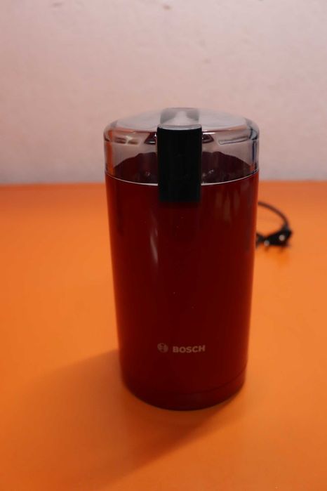 Кафемелачка Bosch TSM6A014R, неръждаема стомана, ударен нож, функция за безопасност, 180 W, контейнер за кафени зърна 75 г, електрическа, червена