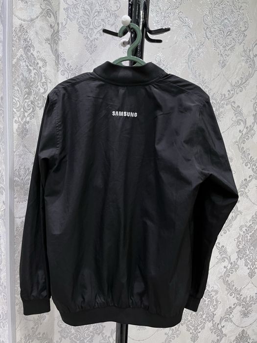 Ветровка черная универсальная