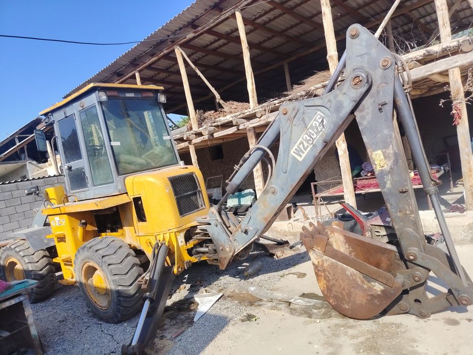 Экскаватор хсмг 30-25