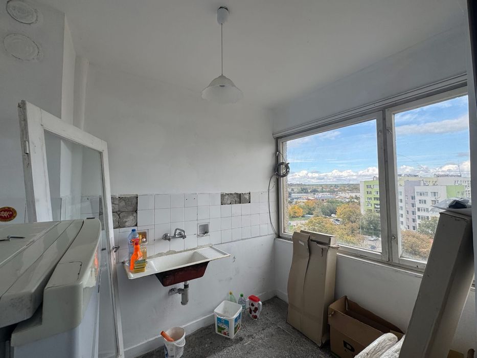 Продава се Двустаен апартамент в Търговище, Център - 65 кв.м за 1295 €/кв.м - Снимка #2