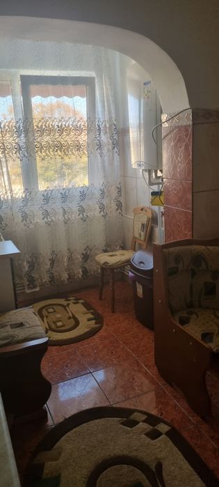 Proprietar ofer spre închiriere  apartament 2 camere micro 17