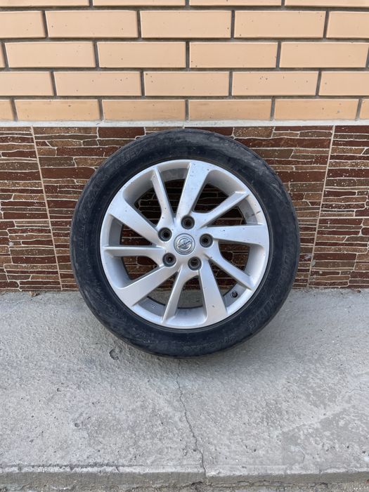 Bridgestone Blizzak Revogz