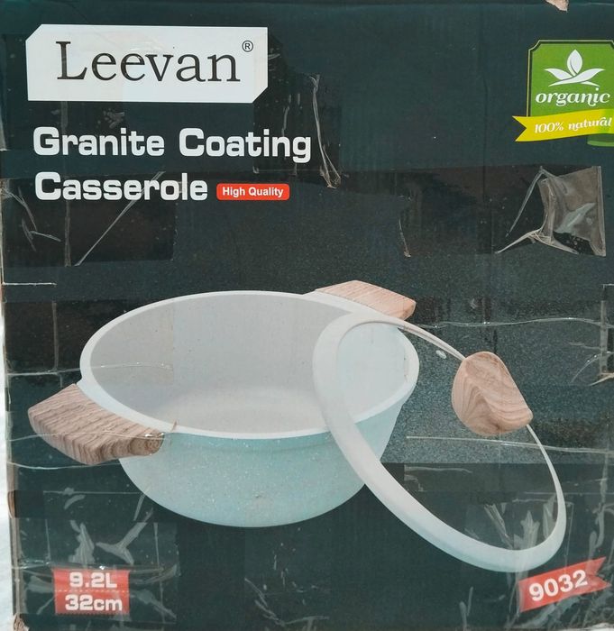 Казан Leevan 9032