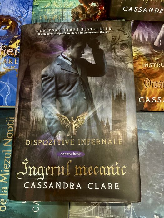 seria dispozitive infernale de cassandra clare