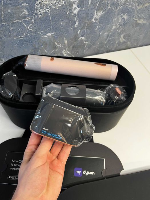 Dyson Airwrap Co-anda 2x™ - Straight+Wavy (mătase chihlimbar)