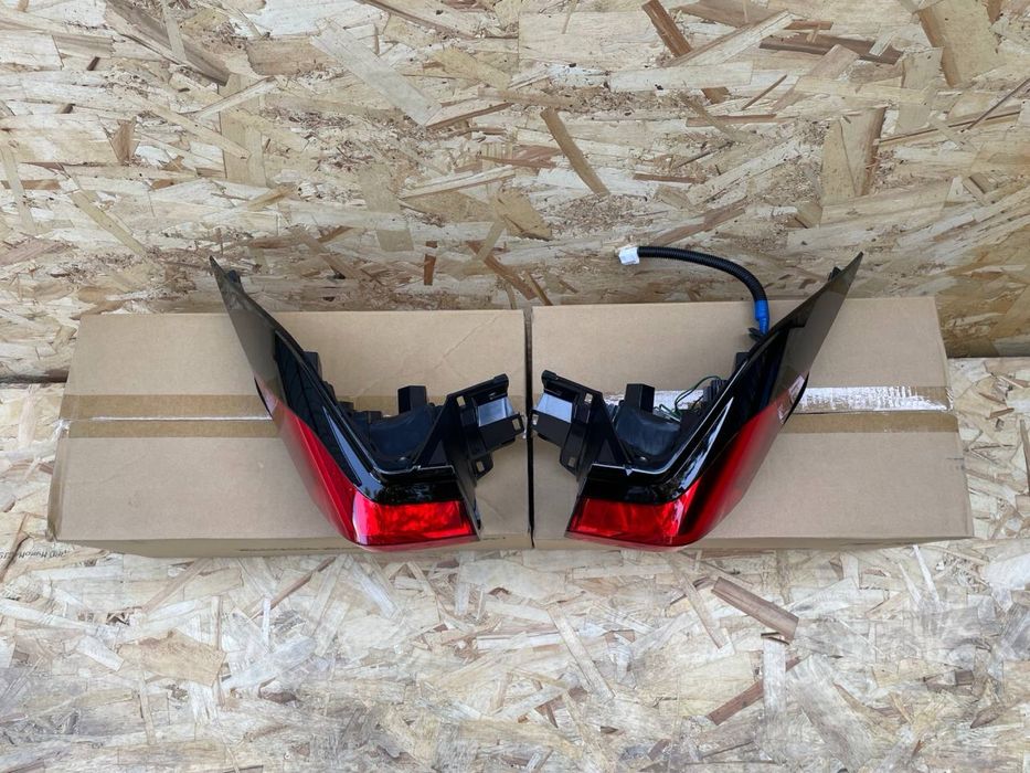 Фонарь в крыло на Рав4 2019/23(Оригинал)