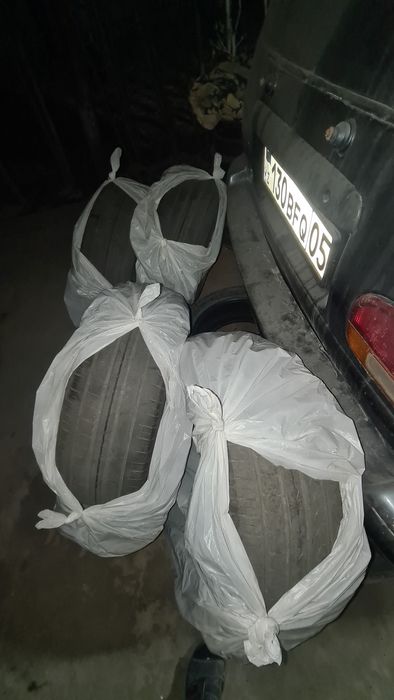 Продам шины летние