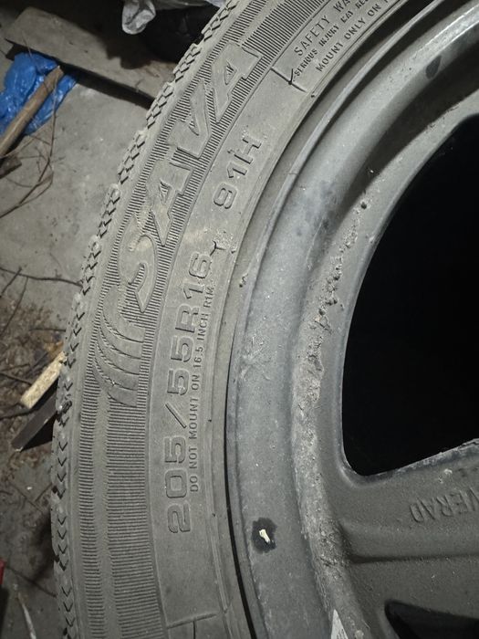 Продам запаску Mercedes в оригинале !