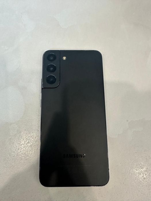 Samsung s21+ В хорошем состояние