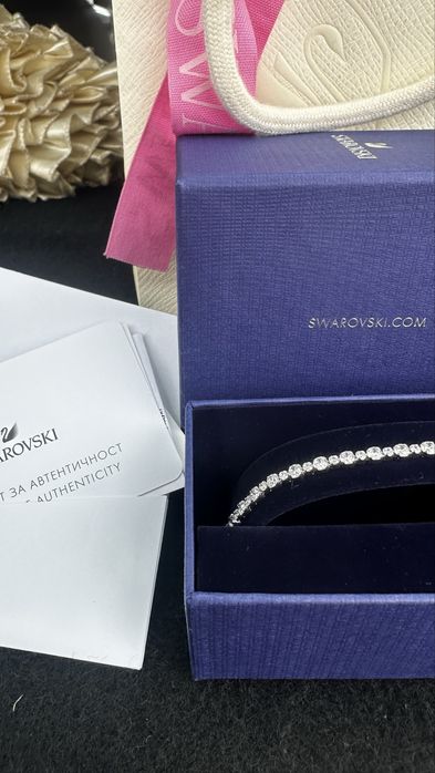 ГРИВНА с камъни Сваровски - Swarovski