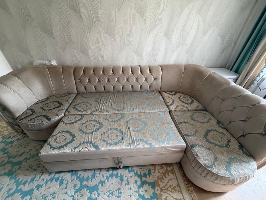 Продам срочно диван