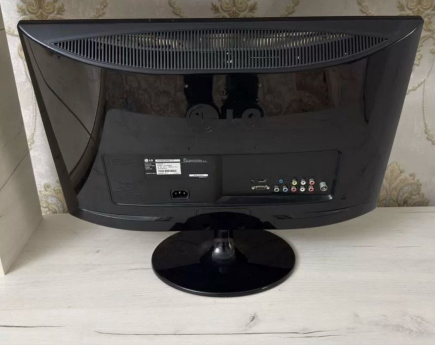 LG Flatron M2362A-PT