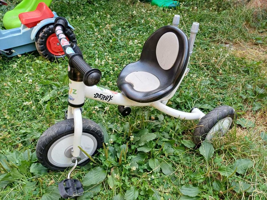 Tricicleta cu pedale si maner pentru parinti