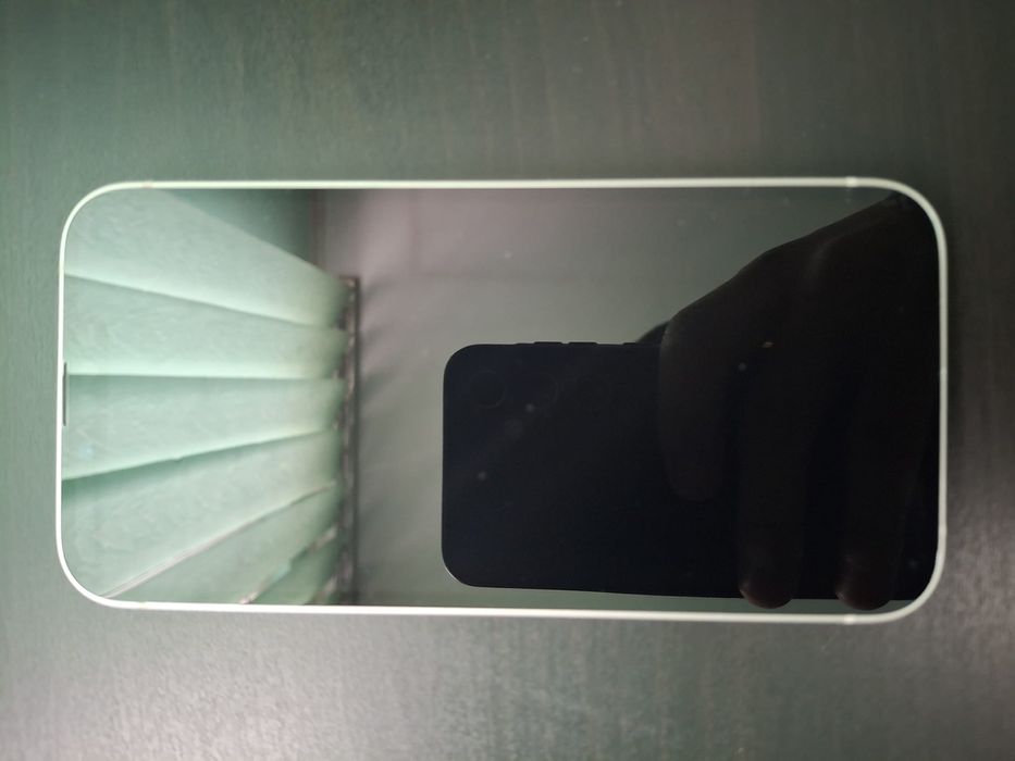 vand iphone 13 256 gb