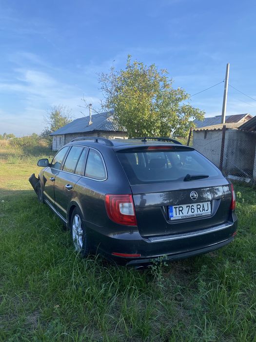 Vand skoda superb 2.0 D 177 CP 2011