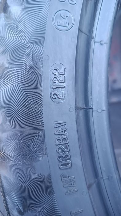 235/45/18 Continental Дот 2122