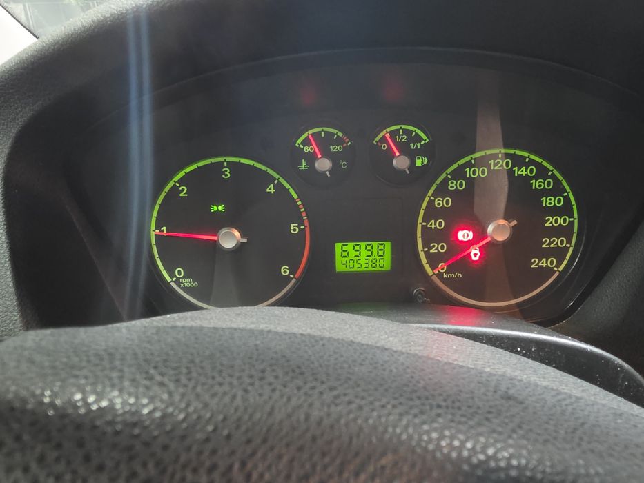 FORD Focus 0 — imagine 4