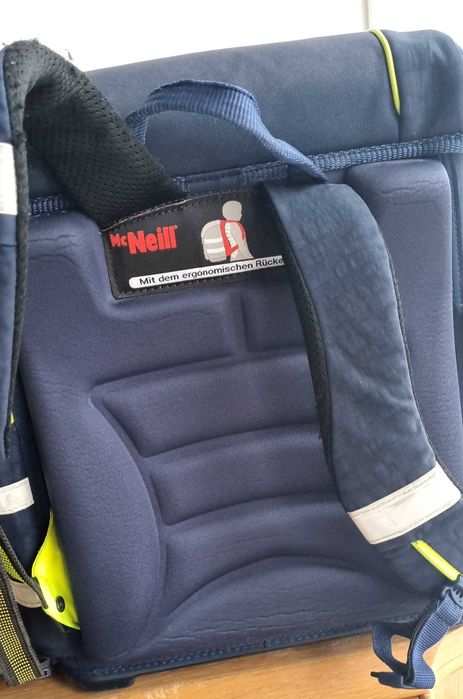 Ghiozdan Mc Neill de scoala