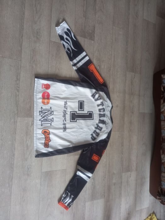 Куфар Марселин , свитшот.