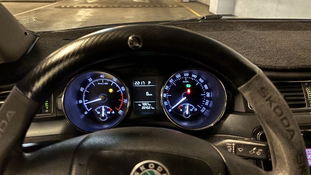 Авто Skoda superb