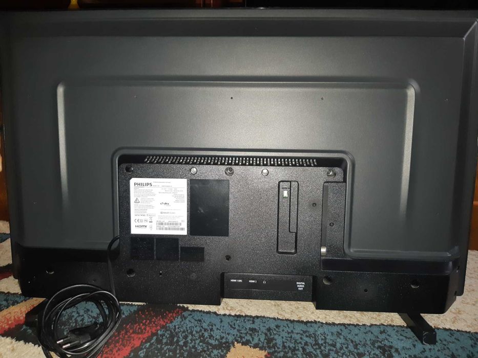Televizor led Philips 80 cm