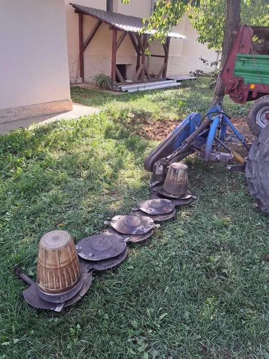 Vând cositoare  BCS405 cu 5 talere