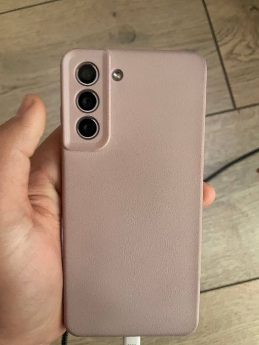 Самсунг с21ультра и с21фе