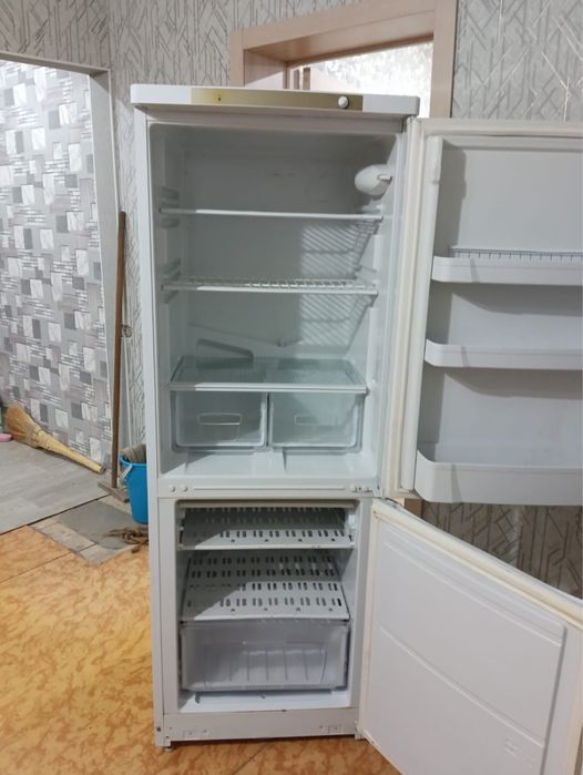 Холодильник в хорошем состоянии