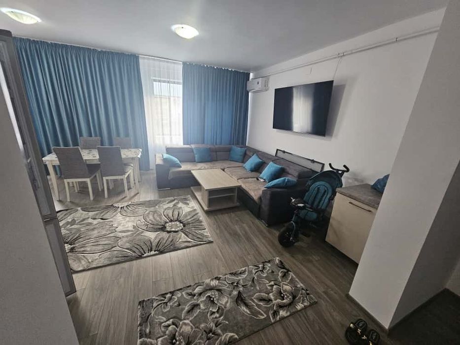 Apartament 3 camere de vânzare central