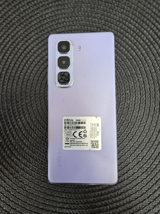 Infinix hot 50 pro+ // 256GB < 8 RAM