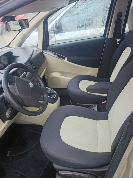 Lancia Musa 1.4 90к.с