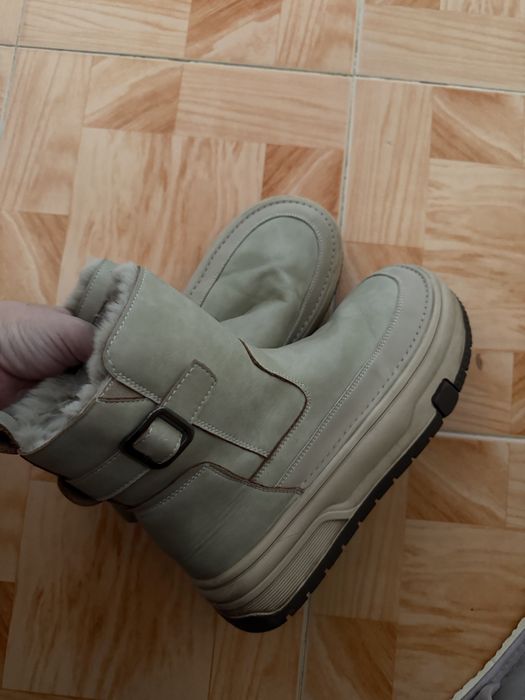 Зимние угги в хорошем состоянии