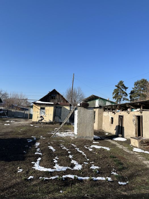 Продам дом 8 соток участок!