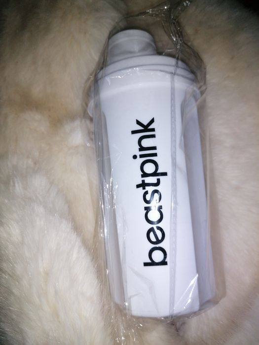 Shaker 700 ml BeastPink alb